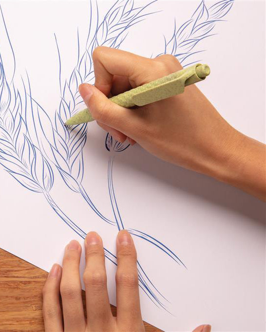 Wheat Straw Pen